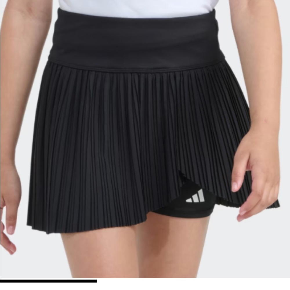 NWT adidas women’s Black Pleated tennis skirt Skort Built-In Shorts